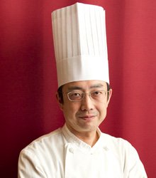 パティシエ 足立大輔